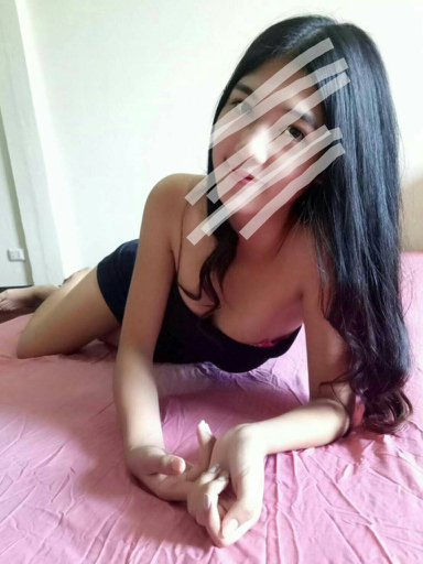 Fang VIP sexy Thai student girls for erotic massage Chiang Mai