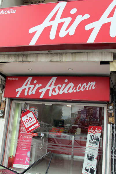 Air Asia (Thapae Gate)