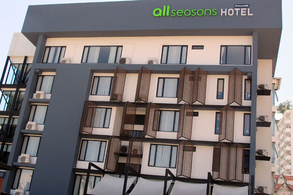 All Seasons Hotel