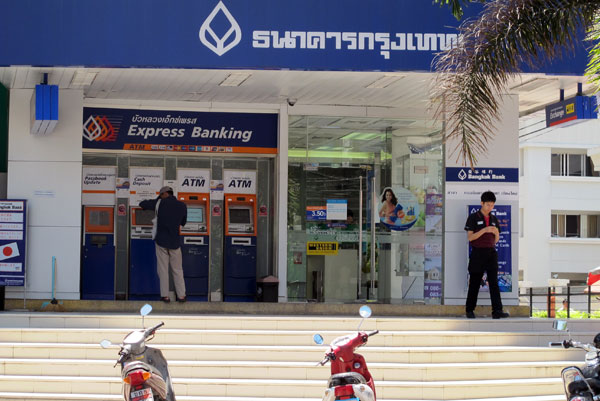 Bangkok Bank (Nimmanhemin Branch)