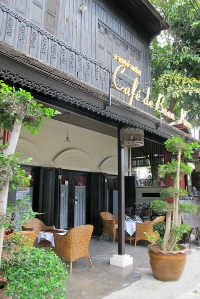 Cafe de Baan Kern @Tri Yaan Na Ros Colonial House