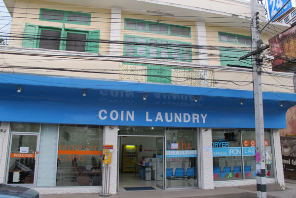 Coin Laundry (Chaiyaphoom Rd)