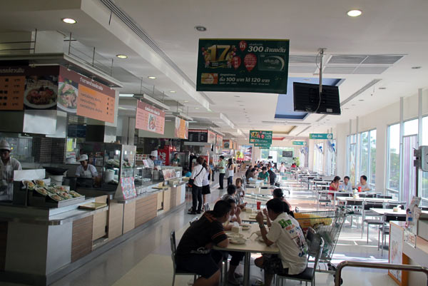 Food Court @Tesco Lotus Chiang Mai Kad Kamtiang