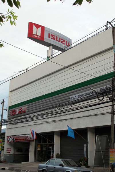 Isuzu (Kaeo Nawarat Rd)