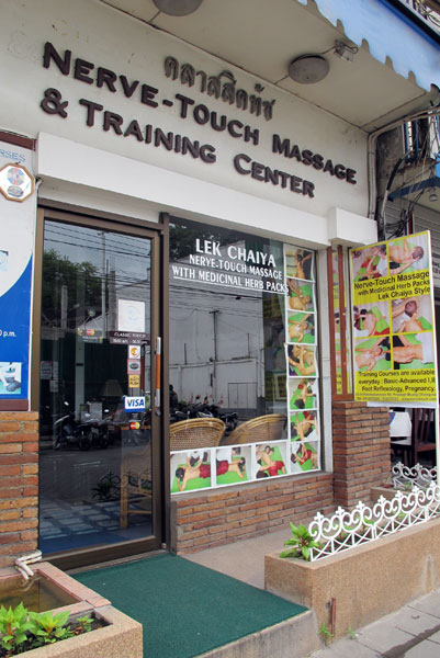 Lek Chaiya, Nerve Touch Massage