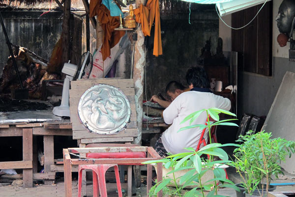 Local Silver Workshop @Wat Srisuphan