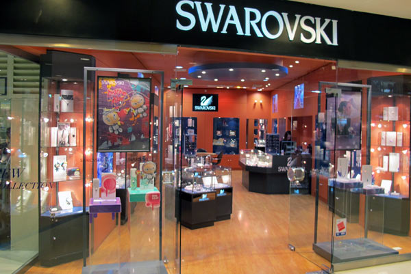 Swarovshi @Central Airport Plaza