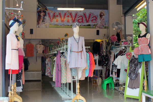 Vivivava (Clothes Shop)