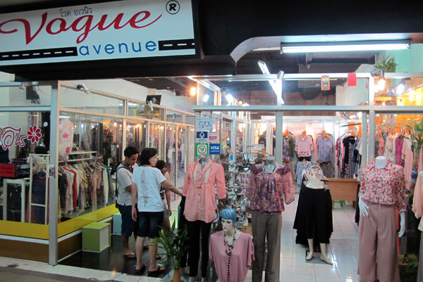 Vogue Avenue @Kad Suan Kaew