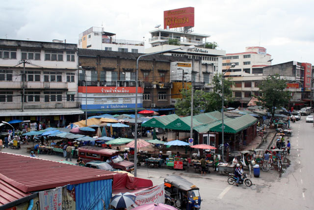 Warorot Market