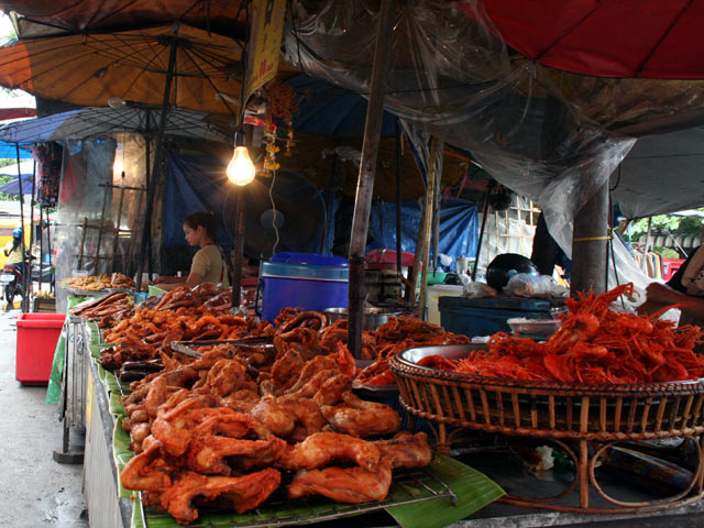 Warorot Market