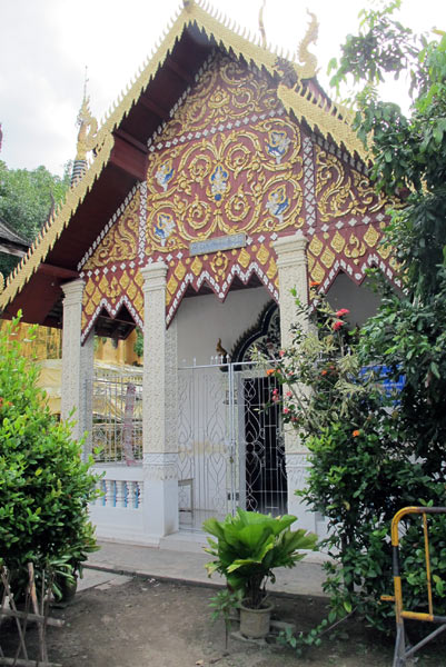 Wat Phra Chao Meng Rai