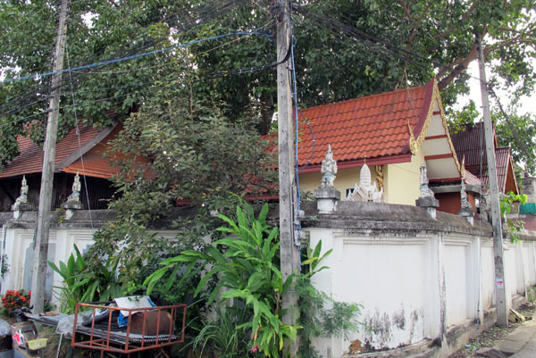 Wat Srisuphan
