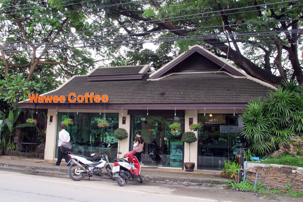 Wawee Coffee (Charoenraj Rd)