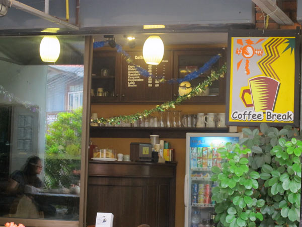 Coffee Break (Moomuang Soi 2)