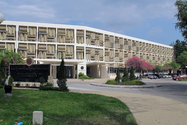 Faculty Of Political Science And Public Administration @CMU