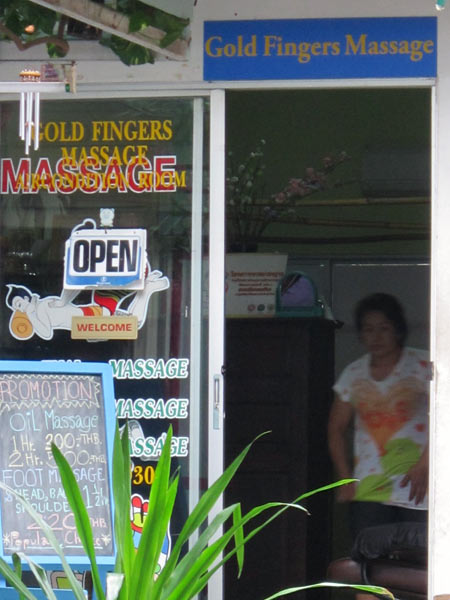 Gold Fingers Massage