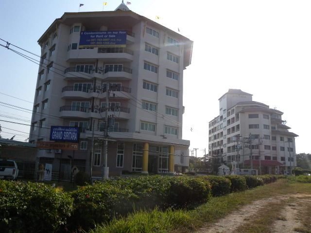 Grand Siritara Condominium
