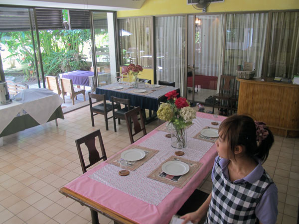 Grandma's Kitchen @Mae-Rim Lagoon Hotel
