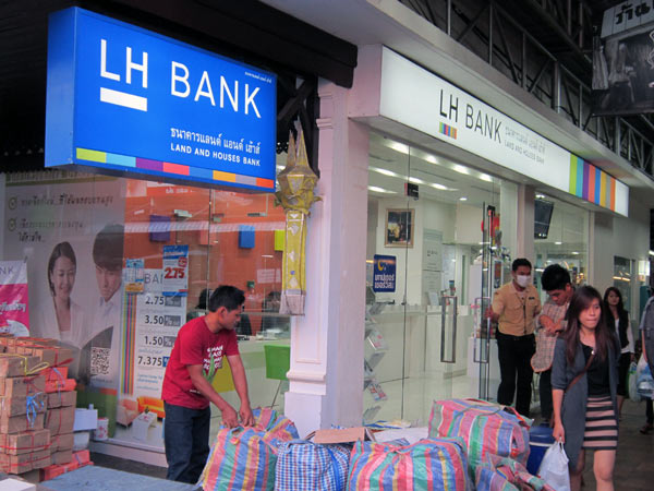 LH Bank (Wichayanon Rd)