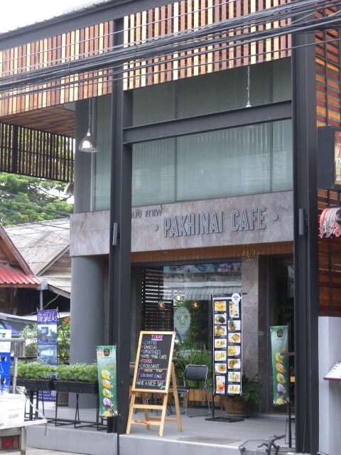 Pakhinai Cafe