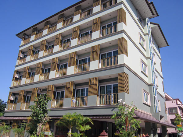 Surachai Apartment