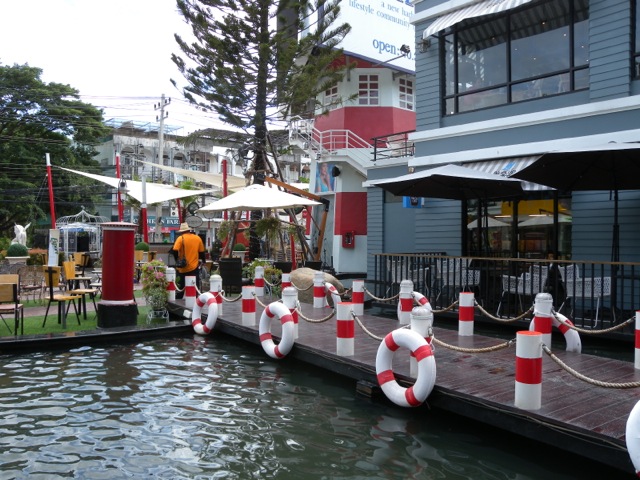 The Harbour Lifestyle Community Mall