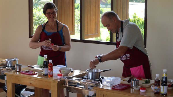 Bees Garden Cooking School