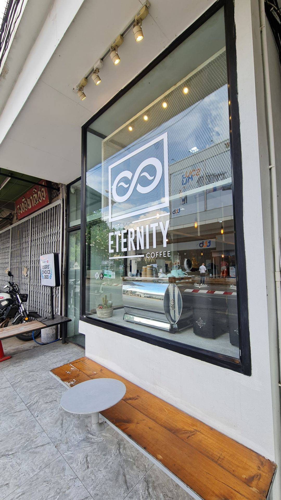 Eternity - Specialty Coffee & Cult Cafe Thapae
