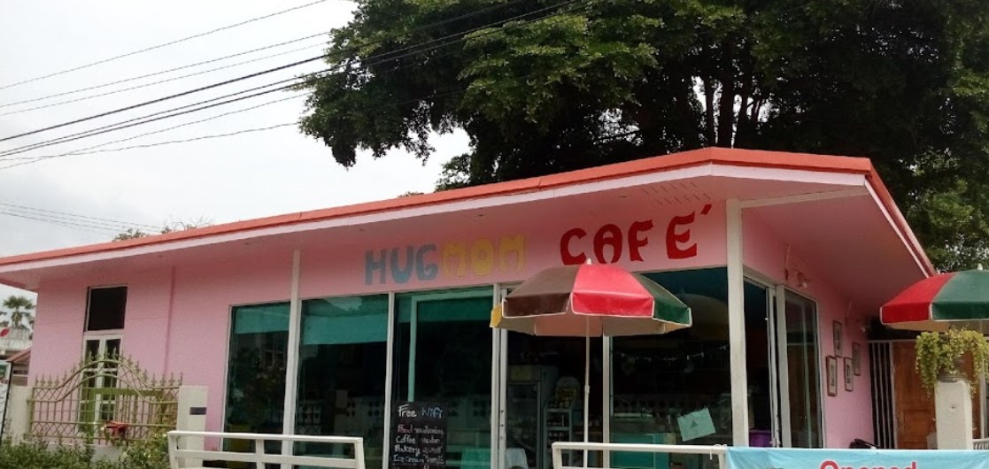 HugMom Cafe