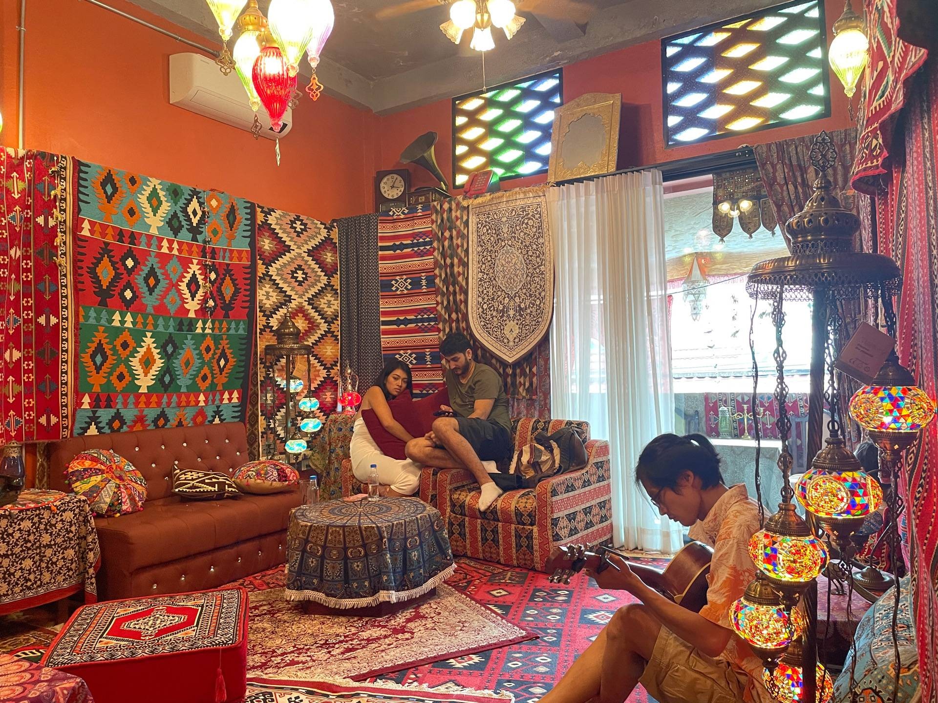 Kilim Coffee House