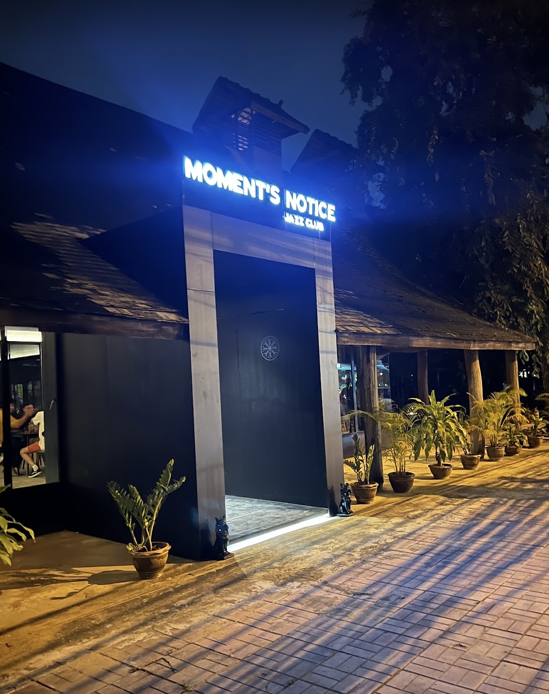 Moment's Notice Jazz Club