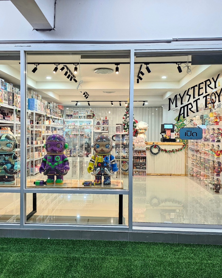 Mystery Art Toy & Cafe