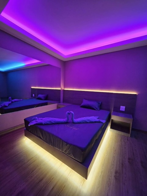 69 Nuru erotic body to body massage Chiang Mai with full service options by sexy Thai girls