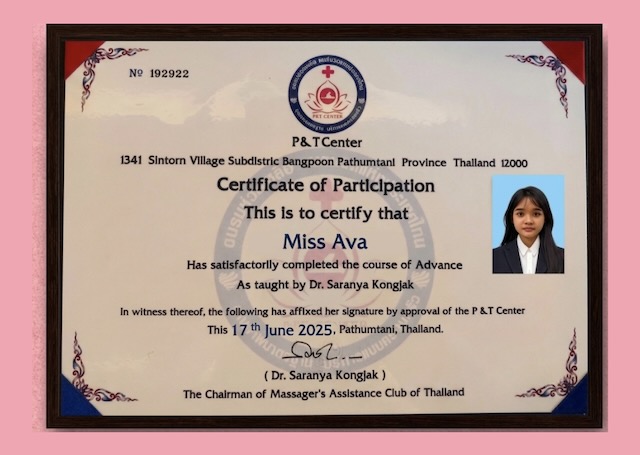 Ai Oon Lanna Massage Chiang Mai staff certification
